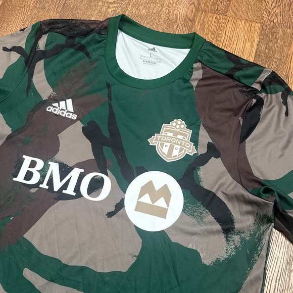 Sold - Picture 2 of 8